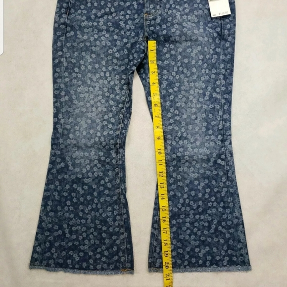 NWT MICHAEL MICHAEL KORS 0P CROP JEANS - Picture 5 of 8